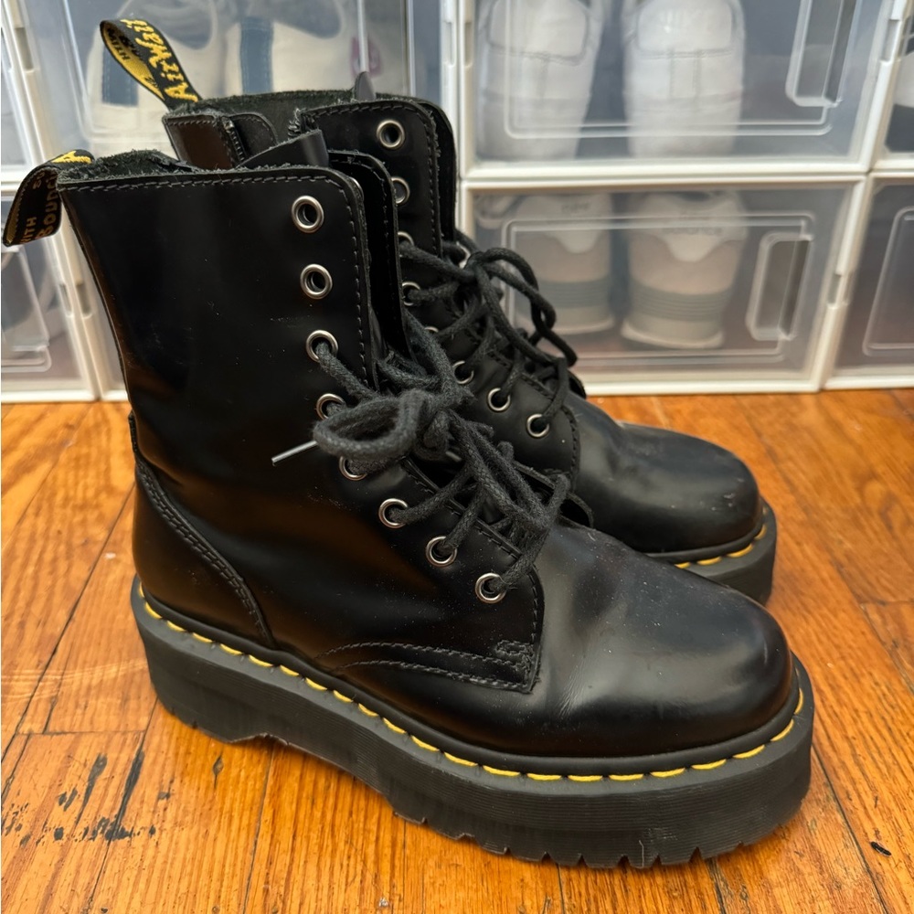 Dr. Martens JADON BOOT SMOOTH LEATHER PLATFORMS